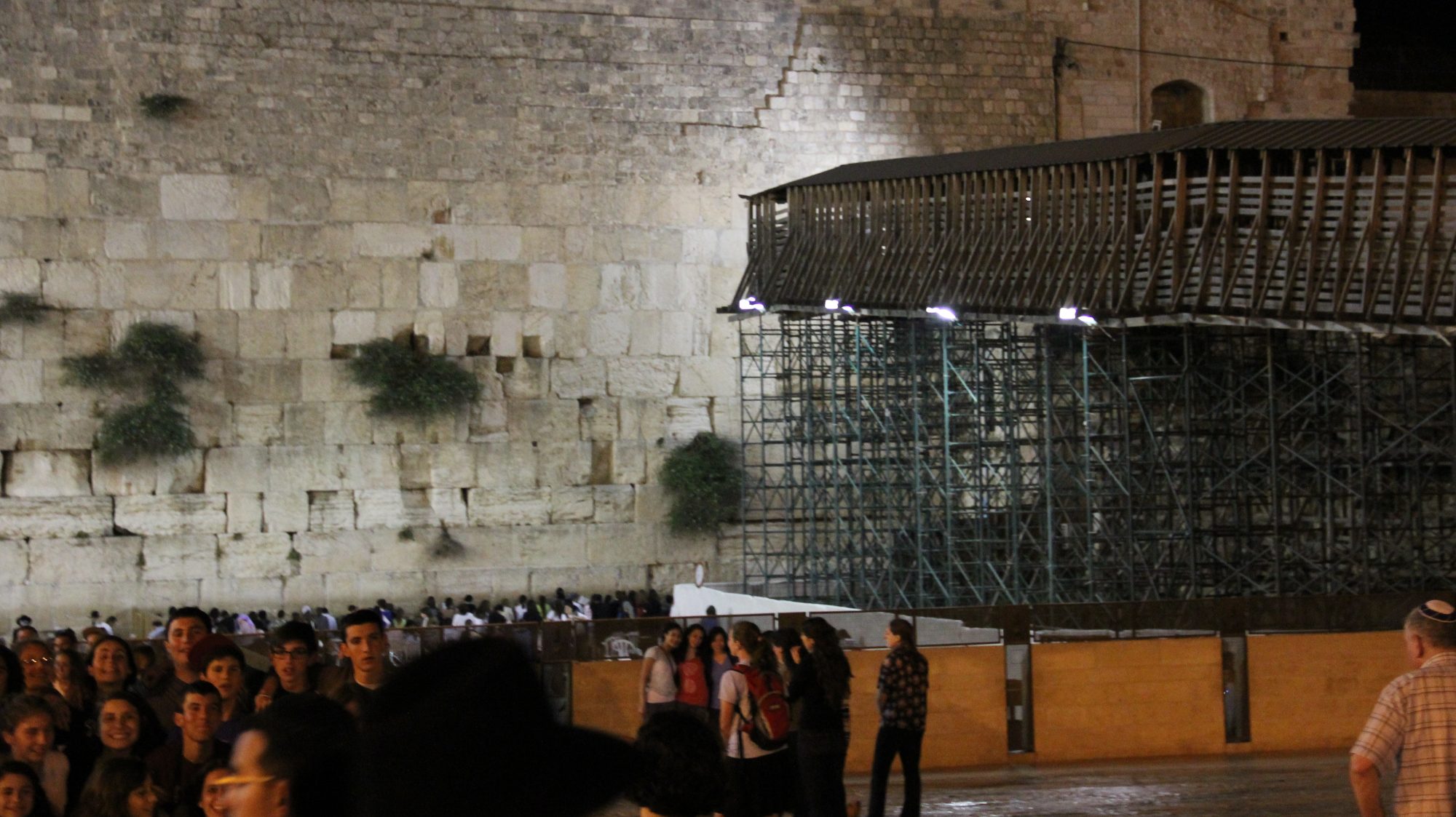 Western Wall and Rabbi's Tunnel 12