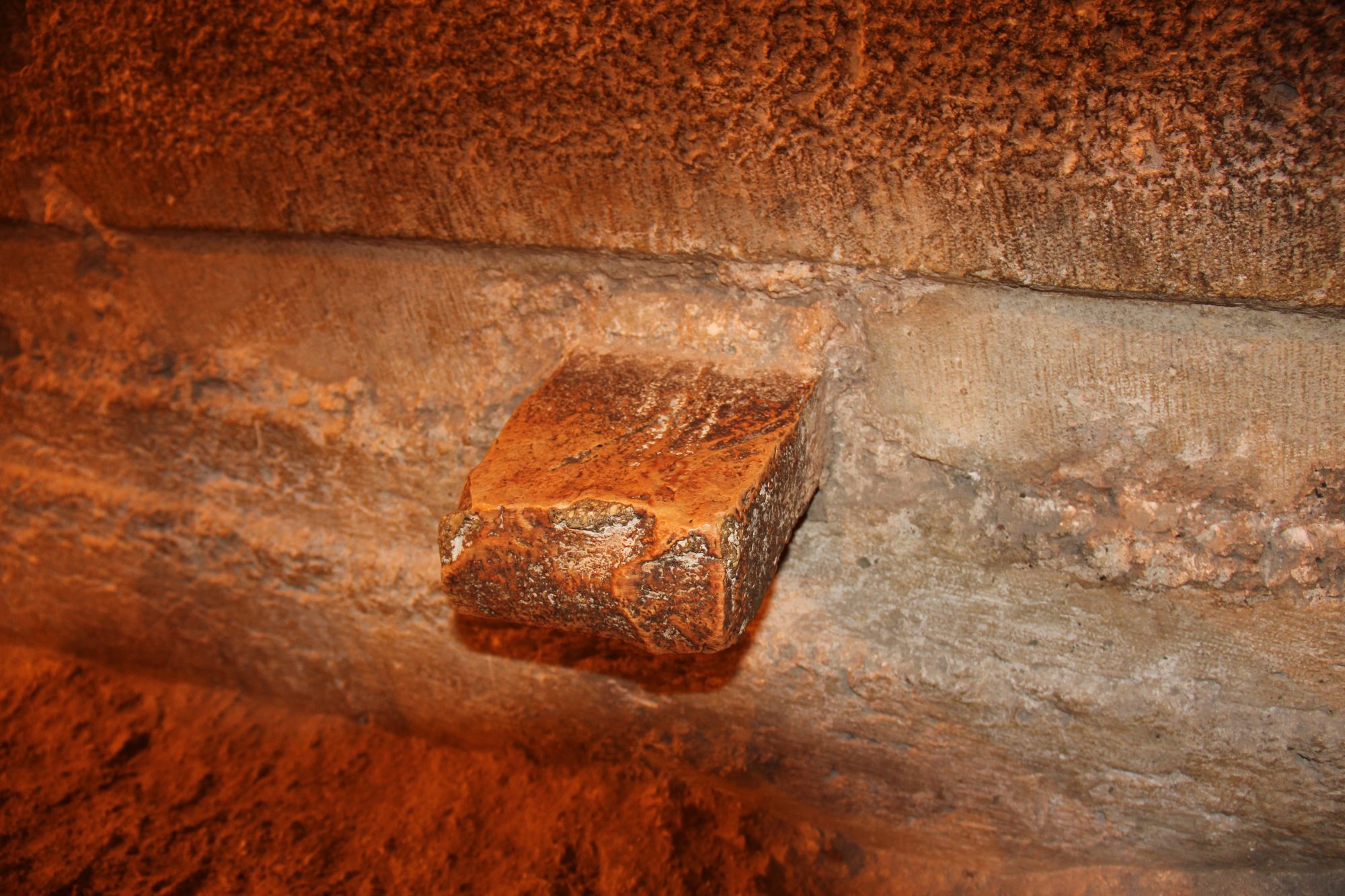 Western Wall and Rabbi's Tunnel 17