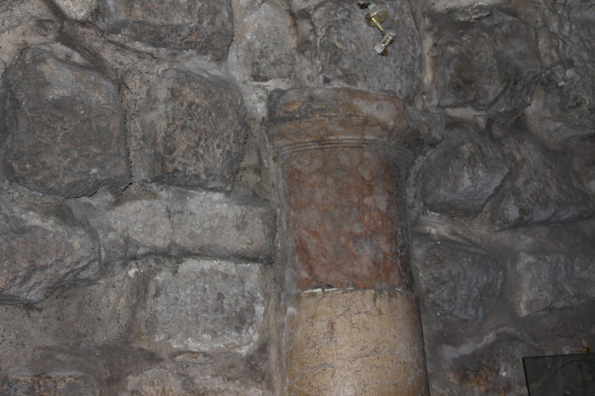 Western Wall and Rabbi's Tunnel 25