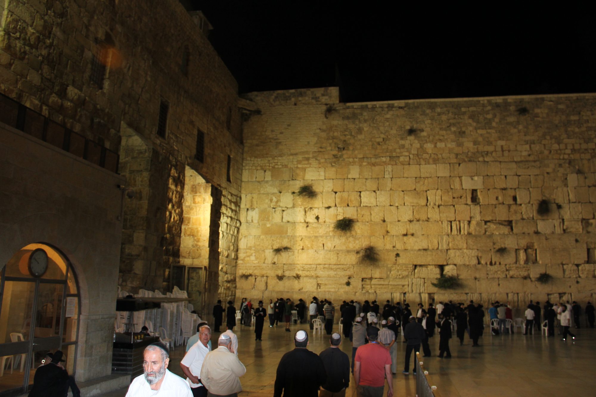Western Wall and Rabbi's Tunnel 26