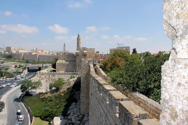 Ramparts Walk Citadel 34