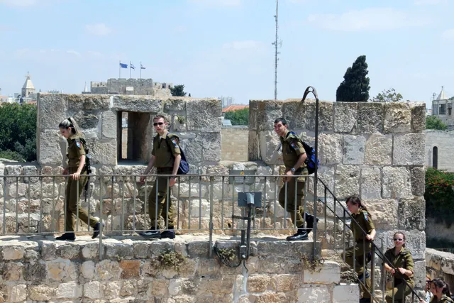 Ramparts Walk Citadel 41