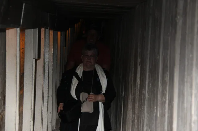 Western Wall and Rabbi's Tunnel 21