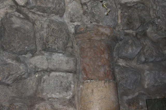 Western Wall and Rabbi's Tunnel 25